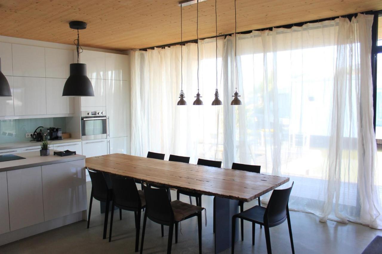 Ferienhaus Am See Neusiedl Нойзидль-ам-Зе Экстерьер фото