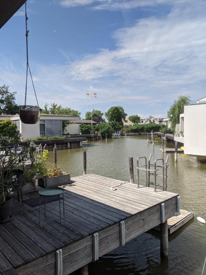 Ferienhaus Am See Neusiedl Нойзидль-ам-Зе Экстерьер фото